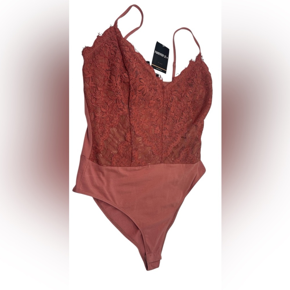 FOREVER 21 PLUS Rose Lace Bodysuit Women's Size 0X NWT